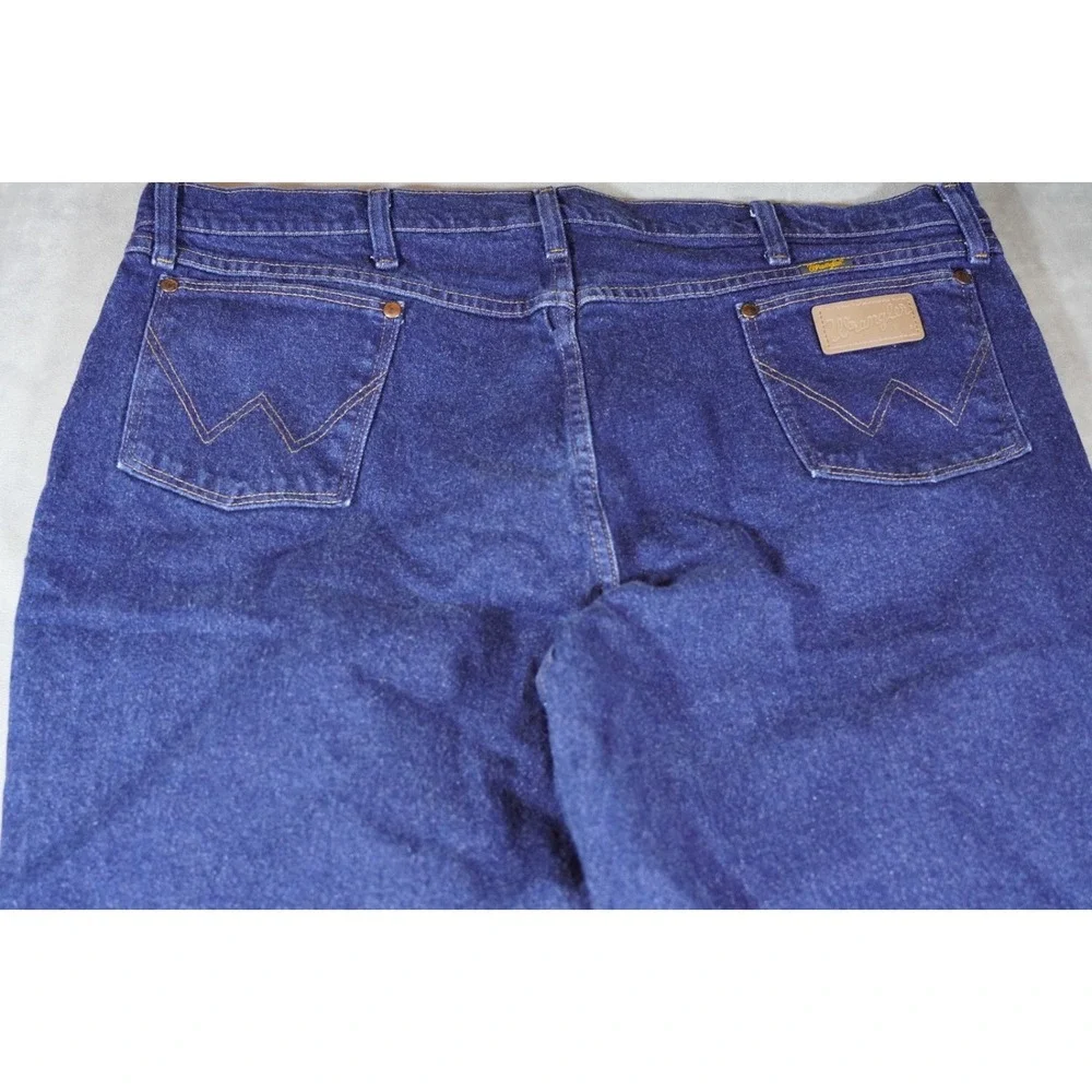 Wrangler 947 STR Indigo Denim Jeans in a Men's 42x34 Western Rodeo
